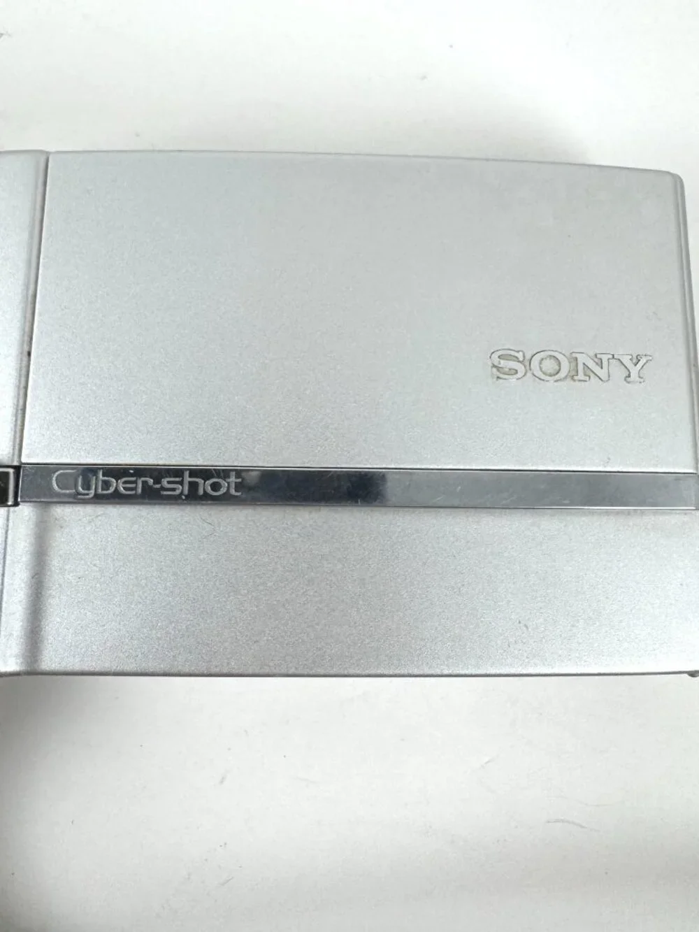 Sony DSC-T30 Cyber Shot Digital Still Camera Silver Made In Japan MC-232